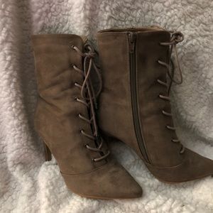 Ankle boots